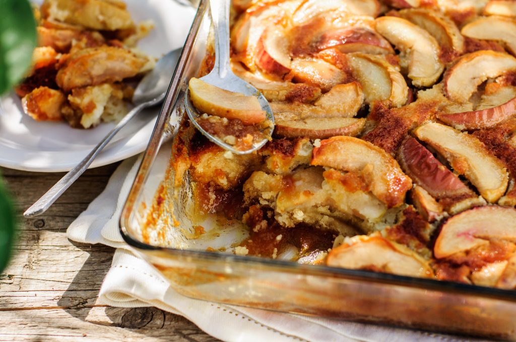 Glass baking dish with apple crumble